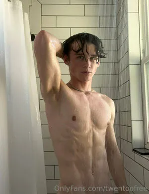 Twentoofree OnlyFans Leaked Free Thumbnail Picture - #VoS4aUN6Yf