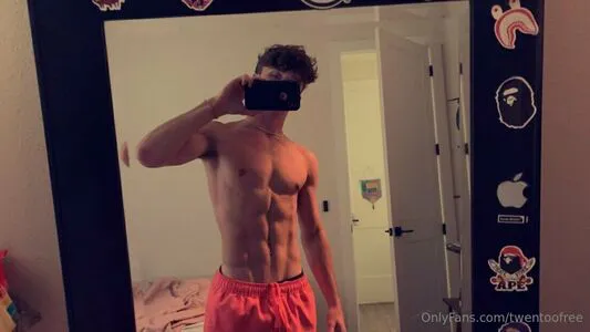 Twentoofree OnlyFans Leaked Free Thumbnail Picture - #d1Xj0vQpog
