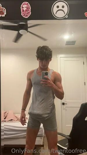 Twentoofree OnlyFans Leaked Free Thumbnail Picture - #fmKjTGoiQs