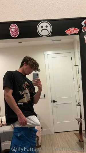 Twentoofree OnlyFans Leaked Free Thumbnail Picture - #m5Eq3gIFMj