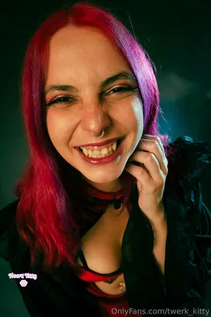 Twerk Kitty OnlyFans Leaked Free Thumbnail Picture - #smKYCehWel