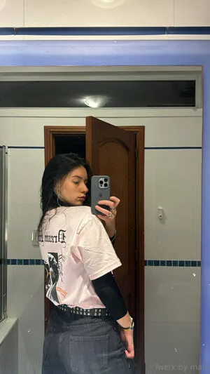 Twerkbymari OnlyFans Leaked Free Thumbnail Picture - #6dWg0EOgll