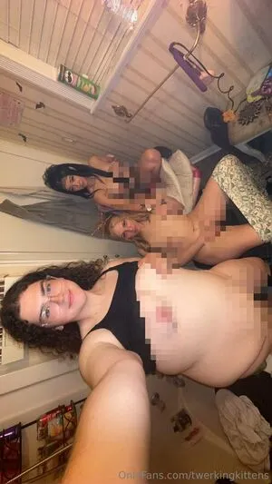 Twerkingkittens OnlyFans Leaked Free Thumbnail Picture - #Qepbj6qXTz