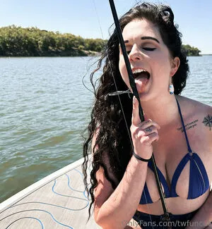 Twfuncut OnlyFans Leaked Free Thumbnail Picture - #VEDRfxUeaq