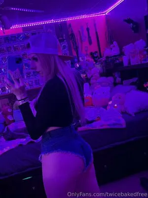Twicebakedfree OnlyFans Leaked Free Thumbnail Picture - #t2PTCPcQNC