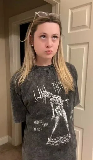 Twilight OnlyFans Leaked Free Thumbnail Picture - #0HiUnCUDnG