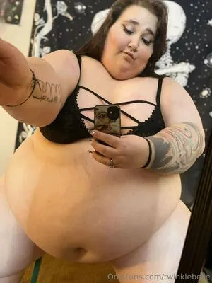 Twinkiebelle OnlyFans Leaked Free Thumbnail Picture - #4D2P0Q8rgc