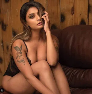Twinkle Kapoor OnlyFans Leaked Free Thumbnail Picture - #ZJQANK9Geq