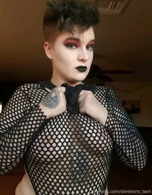 Twinkleskeleton OnlyFans Leaked Free Thumbnail Picture - #0WtzynaHF0