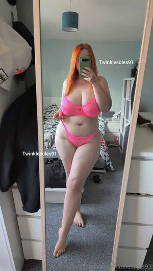 Twinklesoles91 OnlyFans Leaked Free Thumbnail Picture - #6EgTRb9QSX