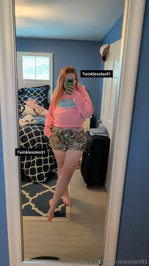 Twinklesoles91 OnlyFans Leaked Free Thumbnail Picture - #OMu6w24xxu