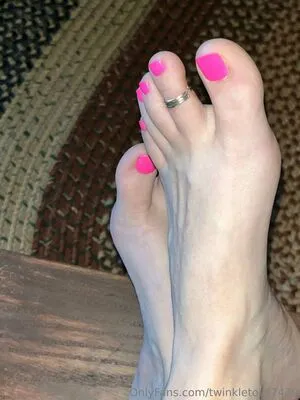 Twinkletoes7479 OnlyFans Leaked Free Thumbnail Picture - #8ARMXs053F