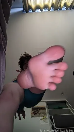 Twinkozillaboy OnlyFans Leaked Free Thumbnail Picture - #sASACcApL4