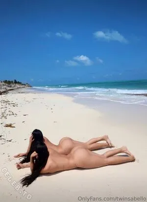 Twinsabello OnlyFans Leaked Free Thumbnail Picture - #KUNOG22T4s