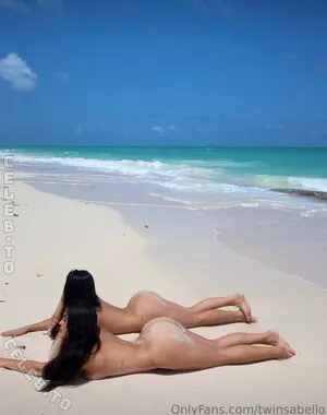 Twinsabello OnlyFans Leaked Free Thumbnail Picture - #agueslrAvh