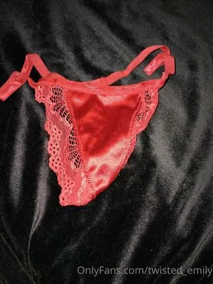 Twisted Emily OnlyFans Leaked Free Thumbnail Picture - #701SjdlJEb