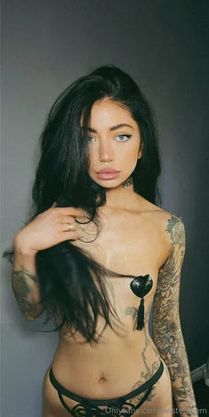 Twisted Gem OnlyFans Leaked Free Thumbnail Picture - #jB5bd8EEGA