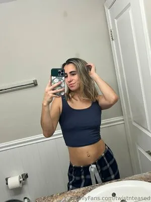 Twistnteased OnlyFans Leaked Free Thumbnail Picture - #NXs32teBIQ