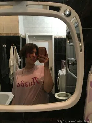 Twitterhouse OnlyFans Leaked Free Thumbnail Picture - #ECITrPCEBn