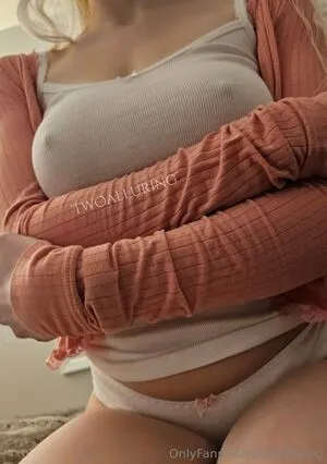 Twoalluring OnlyFans Leaked Free Thumbnail Picture - #zoSer2UZxr