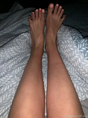 Twofeet10toes OnlyFans Leaked Free Thumbnail Picture - #9PFmn2y2o0