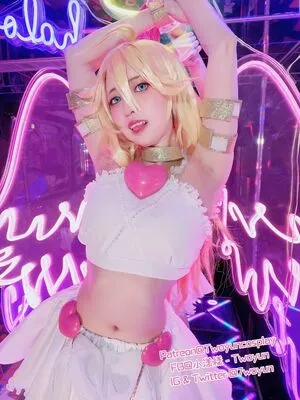 Twoyun OnlyFans Leaked Free Thumbnail Picture - #2OSRR3Nztv