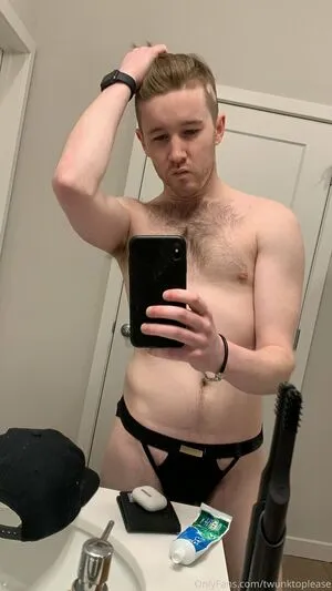 Twunktoplease OnlyFans Leaked Free Thumbnail Picture - #4mlhdfz7Io