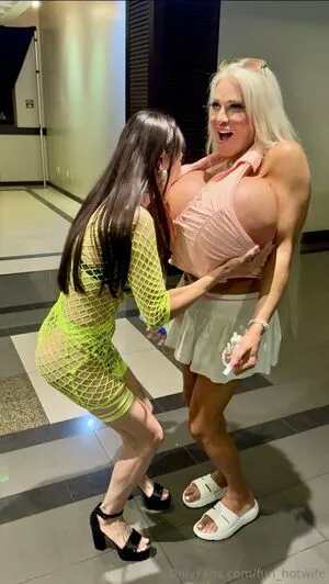 Txazn Hotwife OnlyFans Leaked Free Thumbnail Picture - #deQic5SxOP