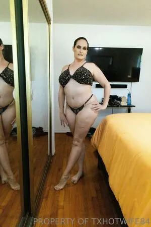 Txhotwife84 Free OnlyFans Leaked Free Thumbnail Picture - #A6OQRJatly