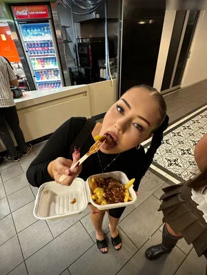 Tyla Urgirltylaxx OnlyFans Leaked Free Thumbnail Picture - #YnDIvpXden