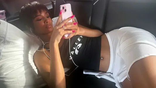 Tyla OnlyFans Leaked Free Thumbnail Picture - #7AGes9jqBu