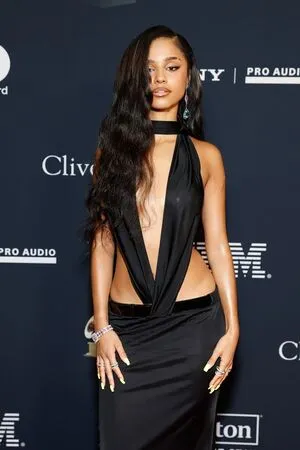 Tyla OnlyFans Leaked Free Thumbnail Picture - #Xs3CnPR5H8