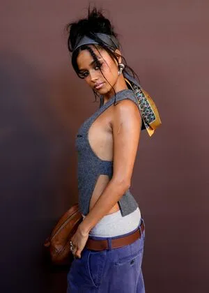 Tyla OnlyFans Leaked Free Thumbnail Picture - #snsCeIA3Sz