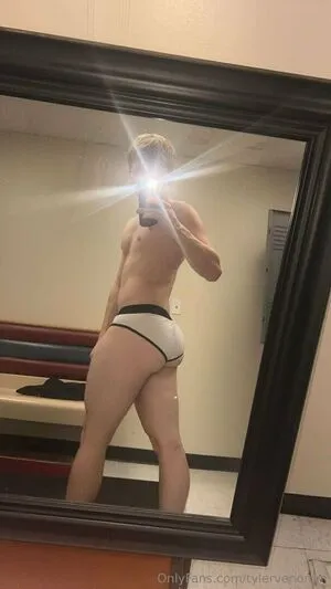 Tylervenomm OnlyFans Leaked Free Thumbnail Picture - #1EMcRF4wuR