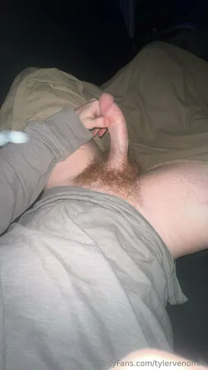 Tylervenomm OnlyFans Leaked Free Thumbnail Picture - #EeM3CM2P3l