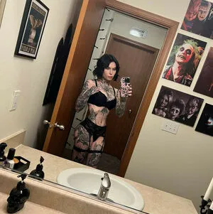 Tyniquewebster OnlyFans Leaked Free Thumbnail Picture - #4MBob1NZ1v