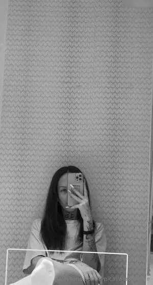 Typicallaurasophie OnlyFans Leaked Free Thumbnail Picture - #aCu8OXQopI