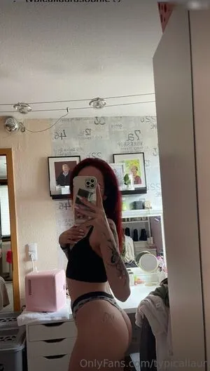 Typicallaurasophie OnlyFans Leaked Free Thumbnail Picture - #tpJJGNAQtg