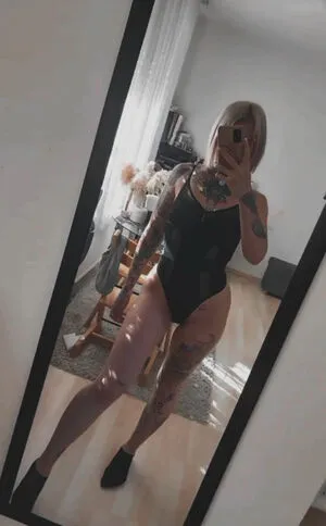 Typischblonnd OnlyFans Leaked Free Thumbnail Picture - #AXLMzTlyri