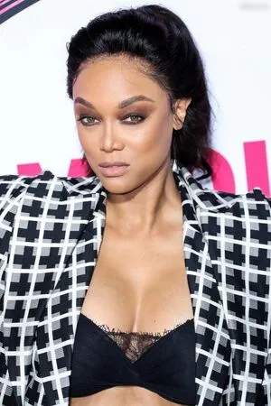 Tyra Banks OnlyFans Leaked Free Thumbnail Picture - #qcwcAmXS73