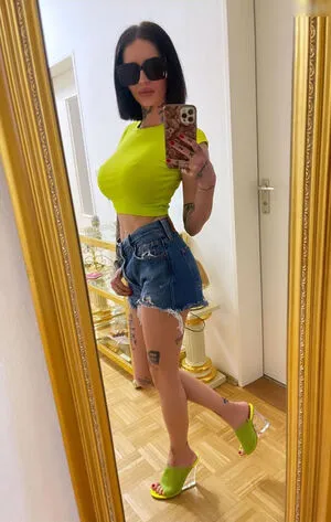 Tyraa Lavie OnlyFans Leaked Free Thumbnail Picture - #llweOw26e7