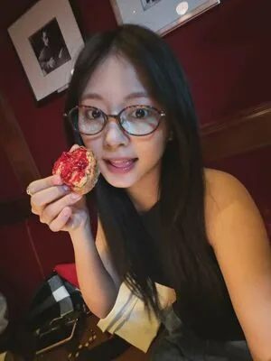 Tzuyu OnlyFans Leaked Free Thumbnail Picture - #AFEZN1CIdd