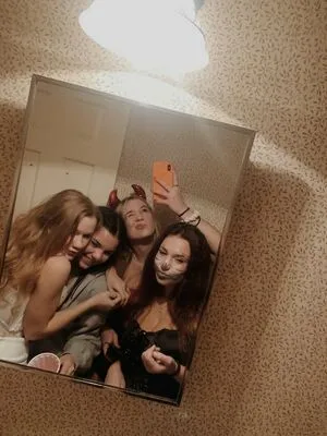 U L I A N A OnlyFans Leaked Free Thumbnail Picture - #KhuoeLNoef