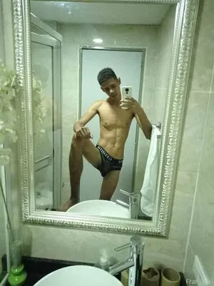 U117749224 OnlyFans Leaked Free Thumbnail Picture - #7CfN2Le3Df