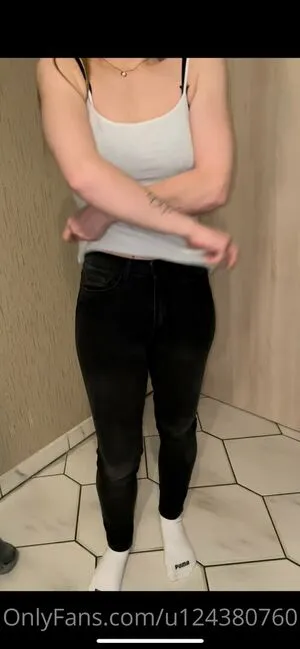 U124380760 OnlyFans Leaked Free Thumbnail Picture - #CwukLKG94k