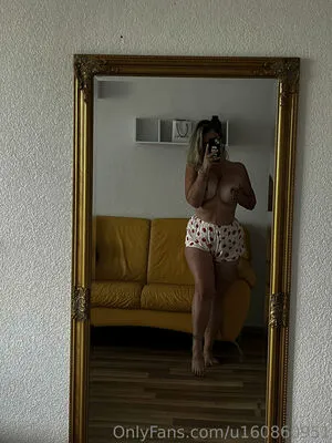 U160860951 OnlyFans Leaked Free Thumbnail Picture - #pIPN3T5MNl
