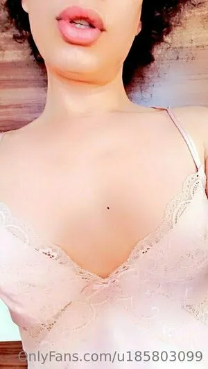 U185803099 OnlyFans Leaked Free Thumbnail Picture - #30TAe5azwE