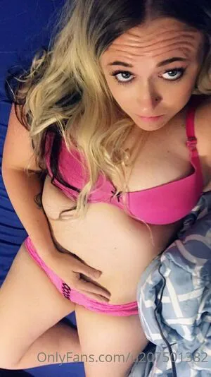 U207501382 OnlyFans Leaked Free Thumbnail Picture - #mjxmDle4aE