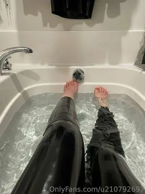 U210792697 OnlyFans Leaked Free Thumbnail Picture - #8ZvDBxjk71