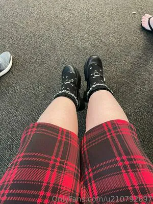 U210792697 OnlyFans Leaked Free Thumbnail Picture - #D3HolsMQeu